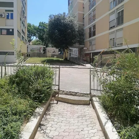 Apartment Kata Split