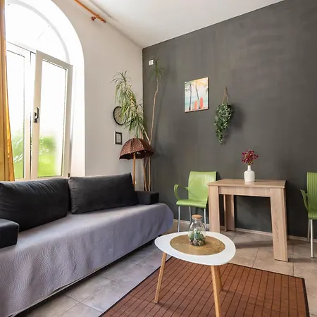 Apartment Kata *
