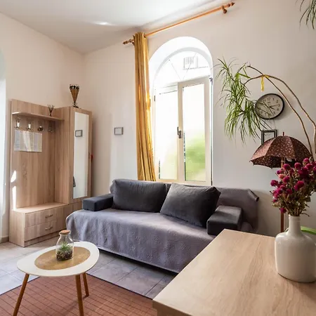 Apartament Apartment Kata