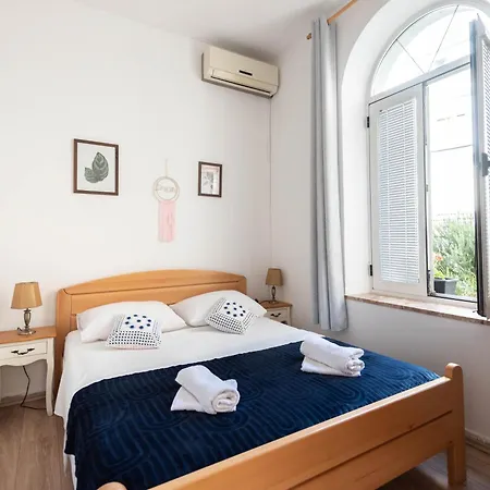 Apartment Kata *