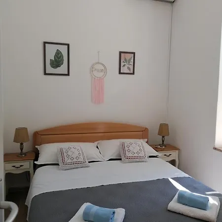 Apartment Kata * Split